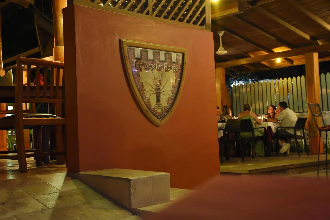 Sunrise Club Hotel Negril 3*,